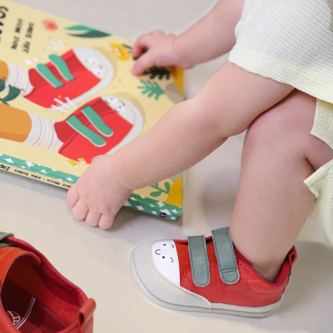 Libro sobre calzado barefoot: Zapatos Nuevos