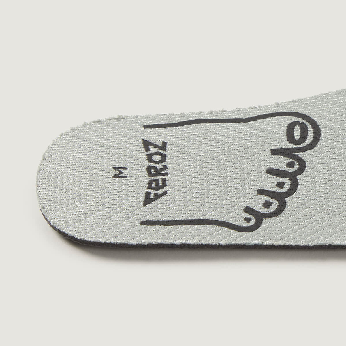 Detalle plantilla transpirable Feroz | Gris