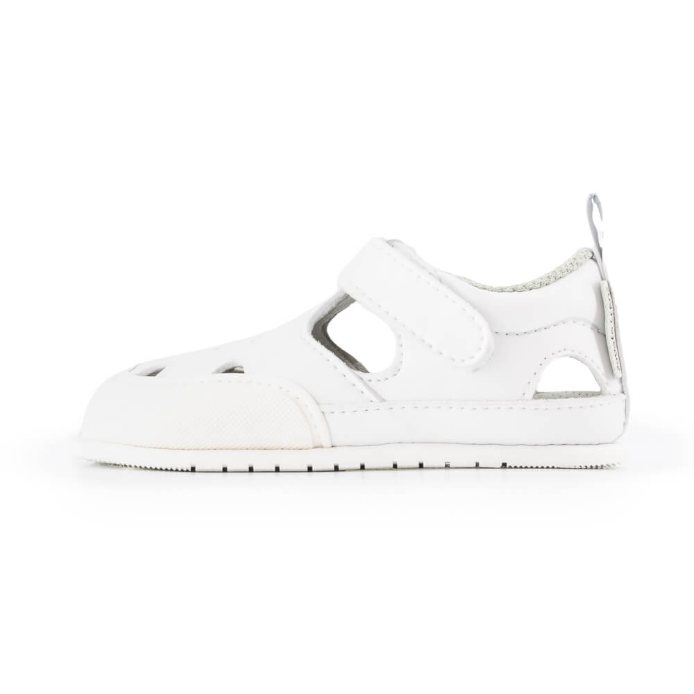 sandalias veganas diseno respetuoso barefoot como andar descalzo bebes color blanco altea feroz ss24 | Blanco Microfibra