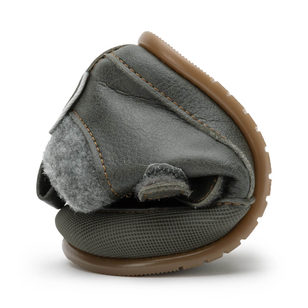 calzado infantil respetuoso borrego bota velcro calentitas feroz Liria gris AW22 04