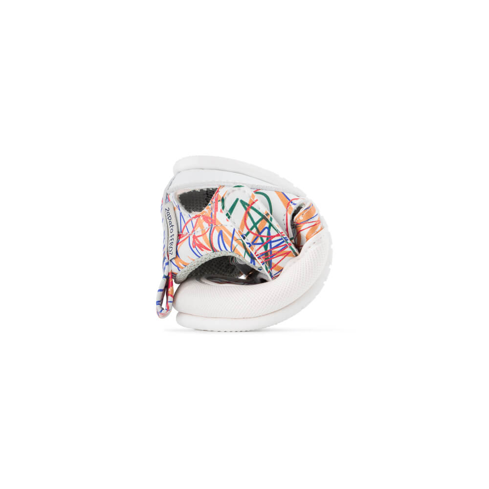 sandalias veganas barefoot bebes color blanco estampado rayajos altea feroz risco ss24